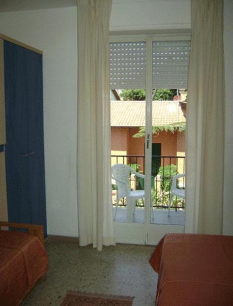 Hotel Garden Tirrenia Extérieur photo